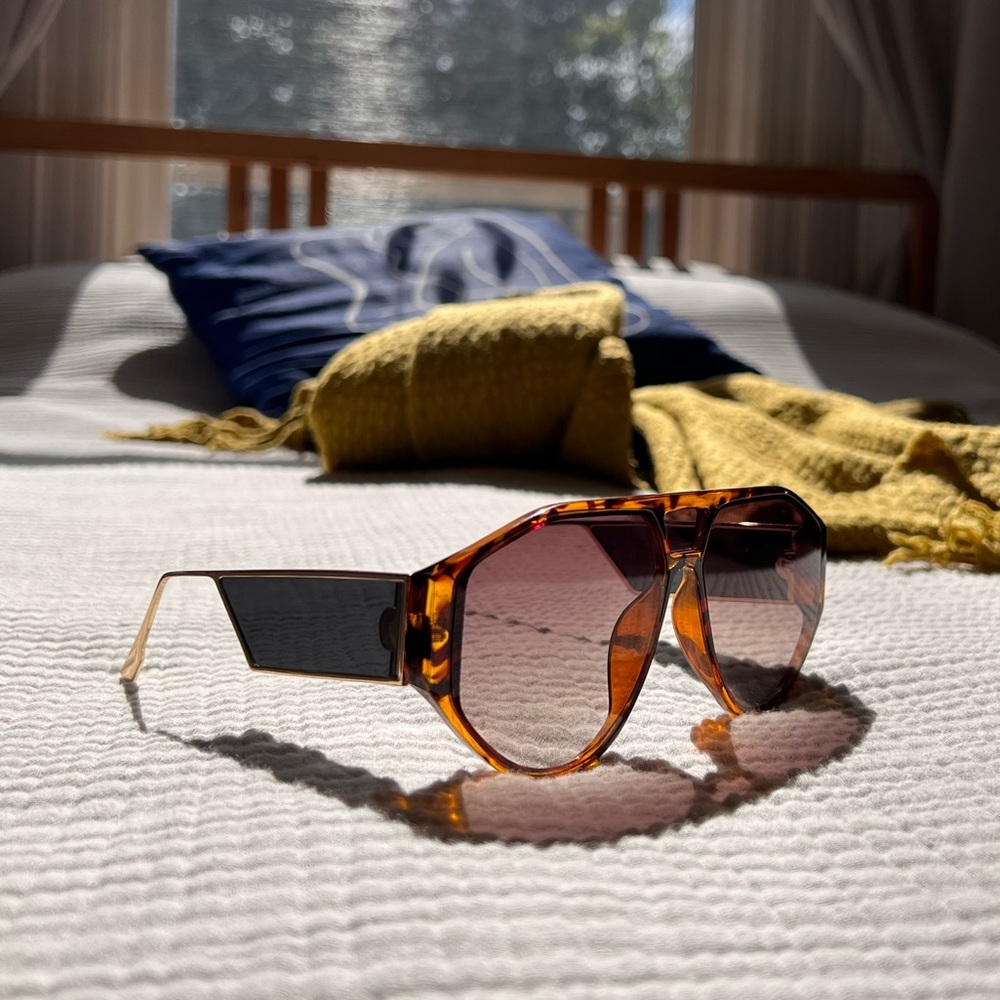 Vintage-look sunglasses